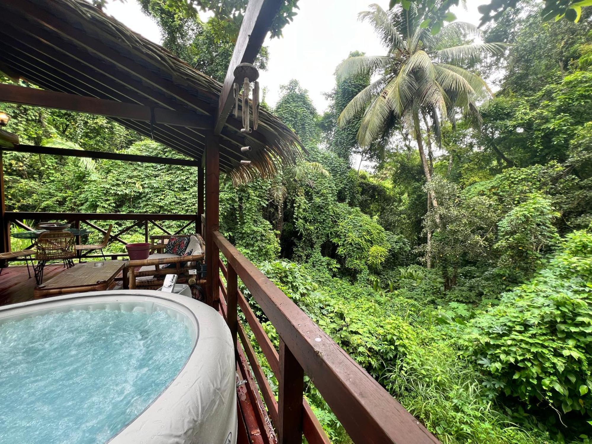 Ti Zaboka Chalet , Spa Privatif Les Abymes Exteriör bild